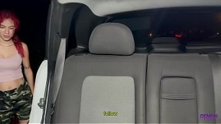 Descarada Jovencita Se Entrega En El Auto A Plena Luz Del Día