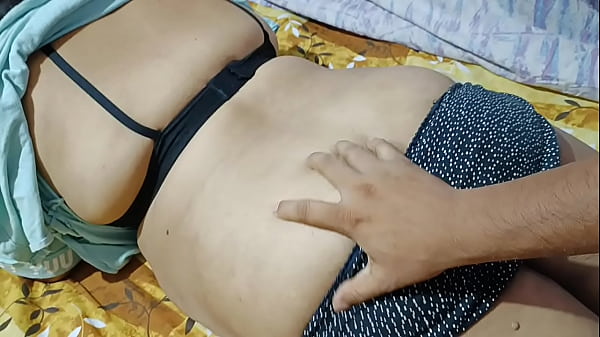 Sultry Desi Bhabi Jiya Yearns For A Sensual Rear Caress
