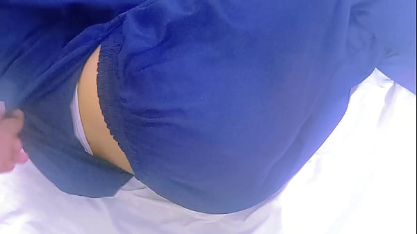 First-time College Teenage Girlfriend’s Wild Encounter In Stepsister’s Bedroom