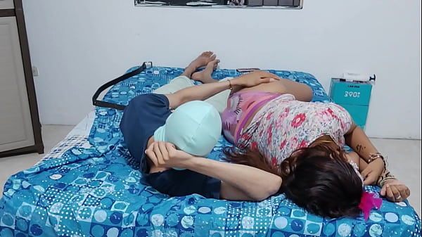The Struggle Of Being Too Big: Losing Focus Means Losing My Hard-on—even With My Girl. So Awkward!