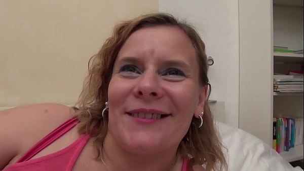 Voluptuous Golden Goddess Embraces A Sensual Threesome Encounter