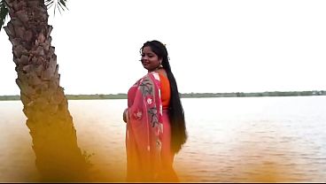 Real Juicy Melons On A Horny Indian Wife Craving Rough Pounding From Her Desi Bull