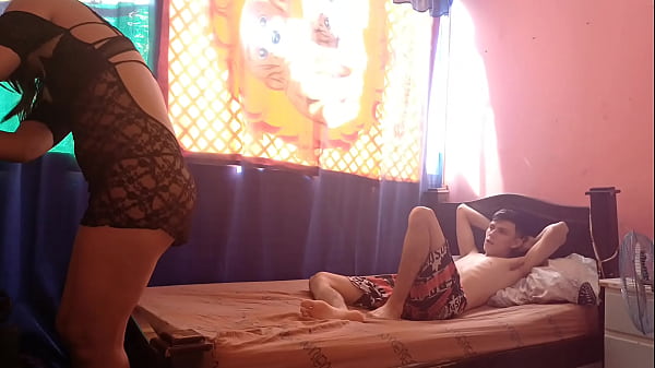 Videos Porno En Español – Mi Colegiala Favorita Llegó Del Cole Y Se Metió A Mi Cuarto Para Que Le Diera Una Buena Cogida