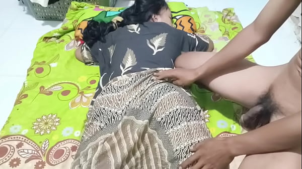 Ngentot Bu Ratna, Istri Seksi Yang Lagi Gatel Kesepian