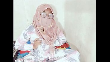 Tante Hot Indonesia Lagi Viral Colmek Pake Botol, Bikin Makin Basah Gemeteran