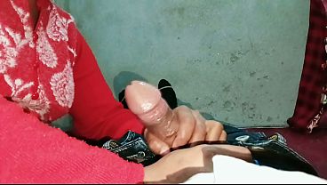 Watch My Bhabhi’s Tight Pussy In A Hot Desi Sex Video, Her First Time Getting Fucked, This Beautiful Girl’s Xxx Viral Sex Clip