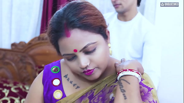 Desi Aunty Ki Pehli Baar Apne Step Beta Ko Sex Mein Expert Bana Diya ( Hindi Audio )